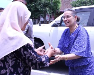 Bu Dubes AS disambut hangat oleh Ibu Ketua Dewan Pengurus HAPSARI