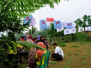 Suasana di halaman Padepokan Puncak Suroloyo, Kulon Progo (DIY) tempat Kongres IV HAPSARI dilaksanakan (02/12/2011)